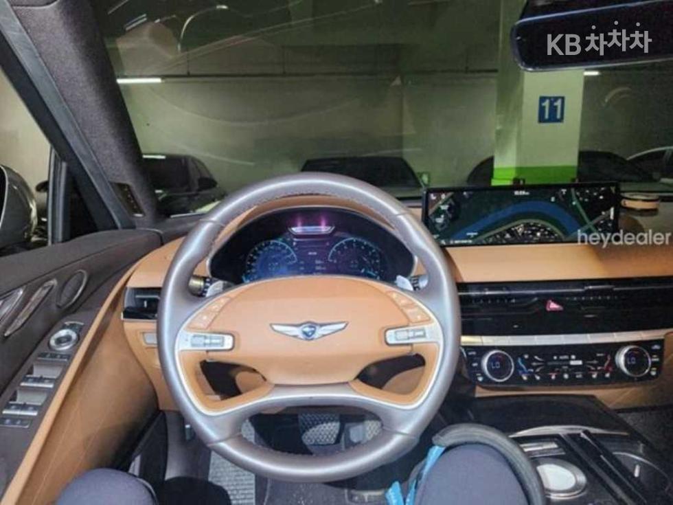 Genesis G80 — miniaturë 11