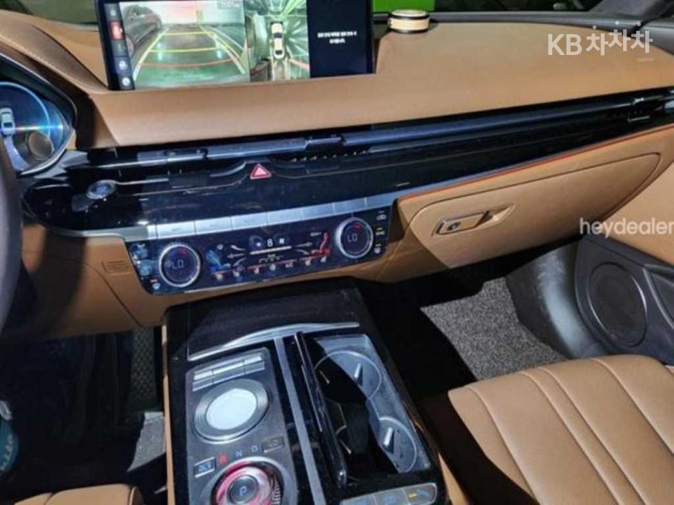 Genesis G80 — miniaturë 20