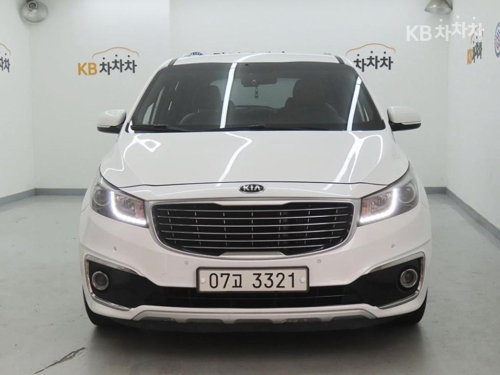 Kia Carnival 9인승 2.2 디젤 — foto 1