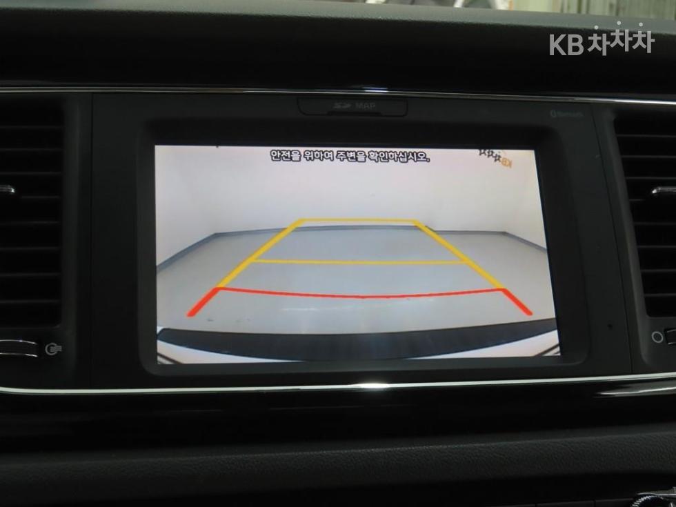 Kia Carnival — miniaturë 14