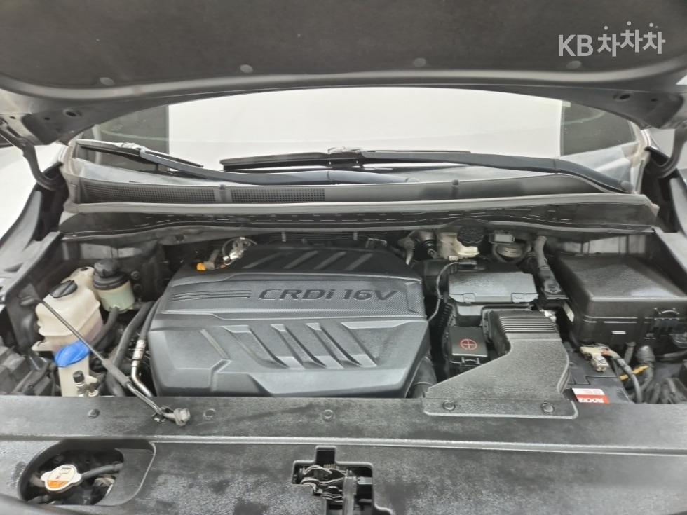 Kia Carnival — miniaturë 5