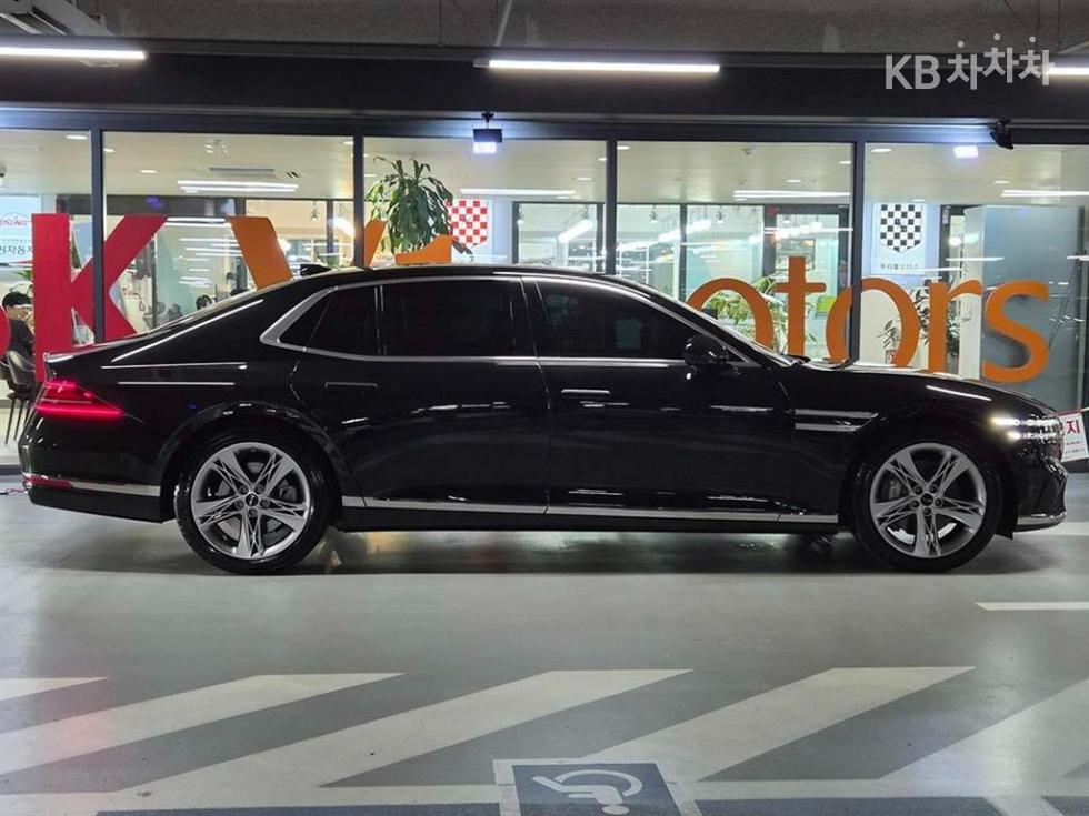 2022 Genesis G90(RS4) photo