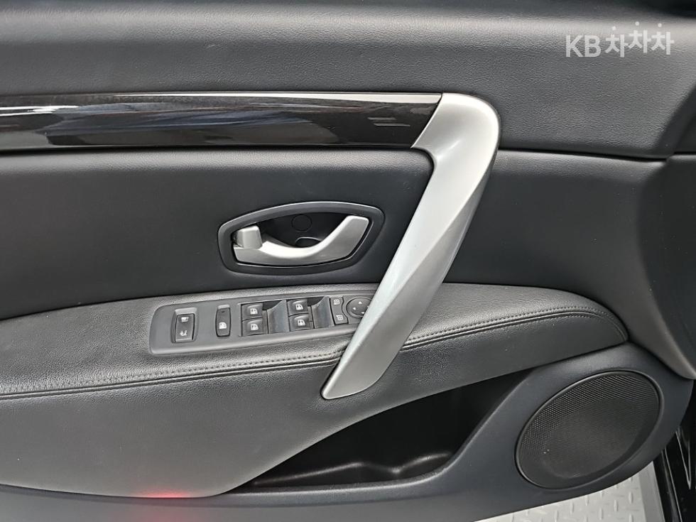 Renault Samsung SM7 — miniaturë 17
