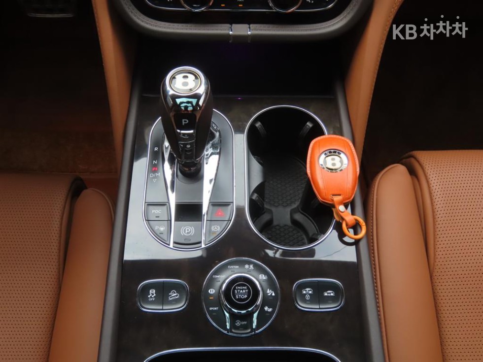 Bentley Bentayga — miniaturë 13