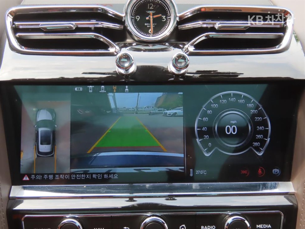 Bentley Bentayga — miniaturë 17