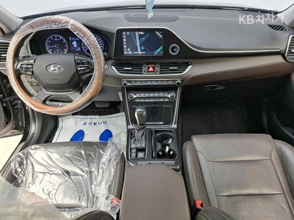 Hyundai Grandeur — miniaturë 6