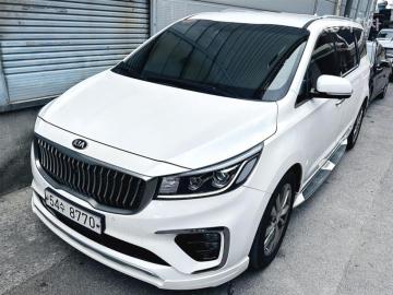 Kia Carnival Gasoline 9-Seater Noblesse Special — foto 1