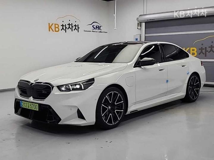 BMW 1M M5 세단 — foto 1