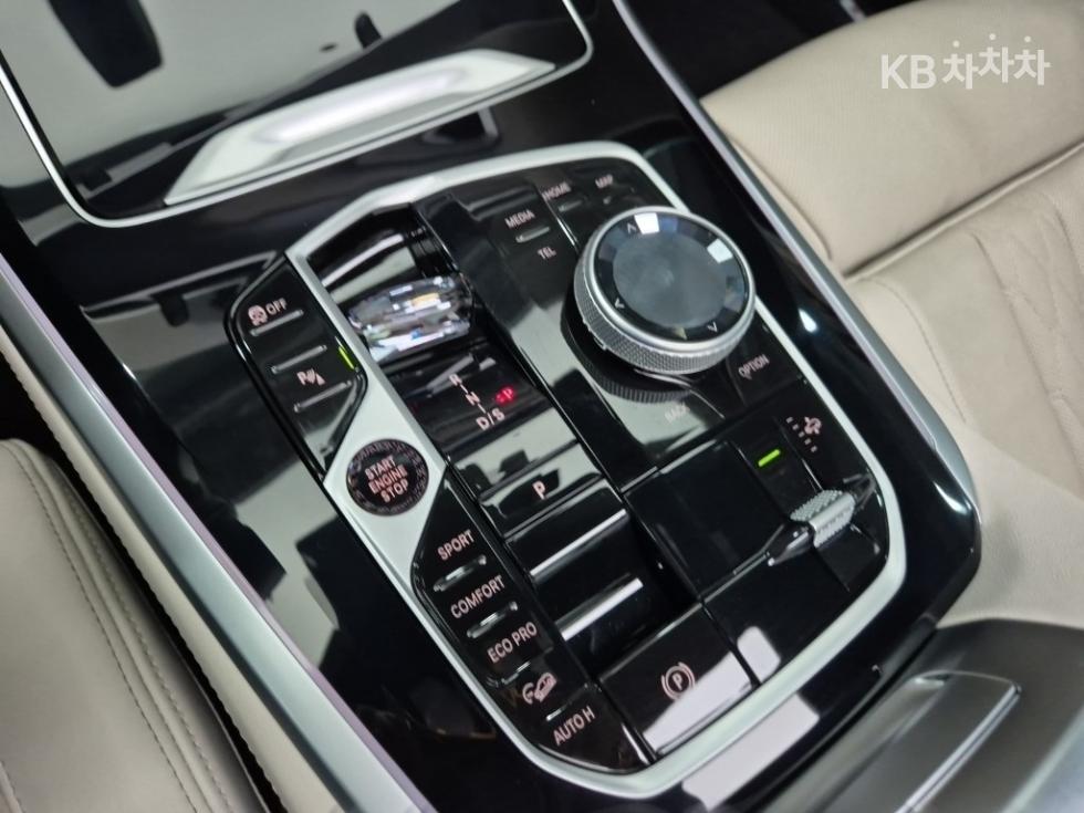 BMW X5 — miniaturë 8
