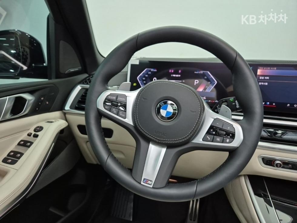 BMW X5 — miniaturë 9