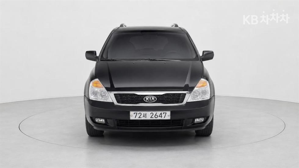 Kia Carnival — miniaturë 2