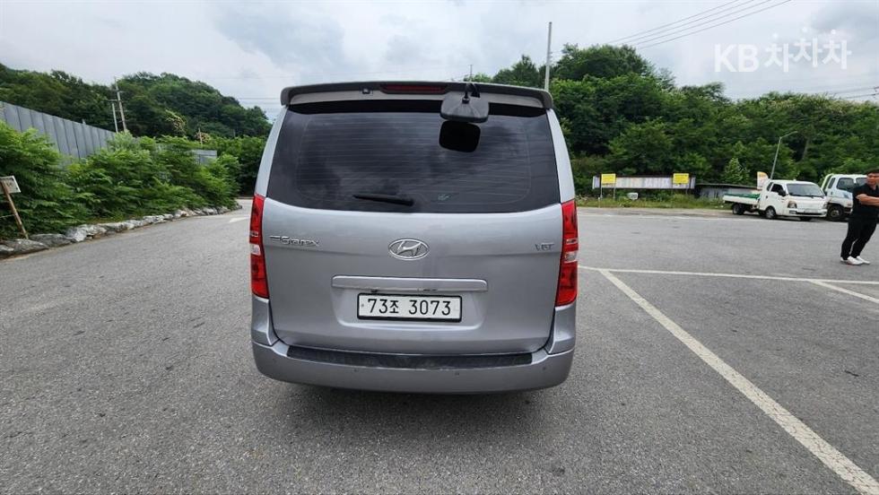 Hyundai Starex — miniaturë 5