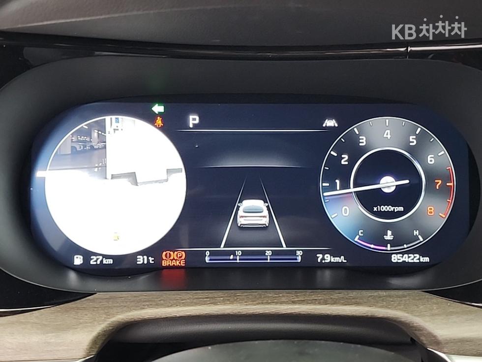 2023 Kia K5 3 photo