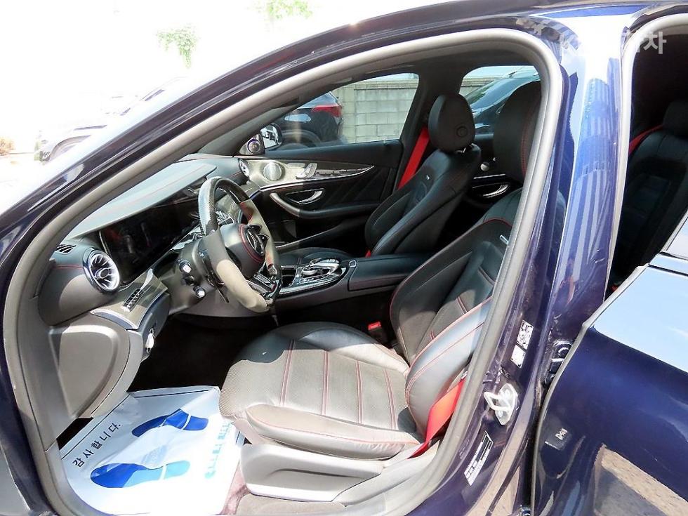 Mercedes-Benz E-klasse — miniaturë 5