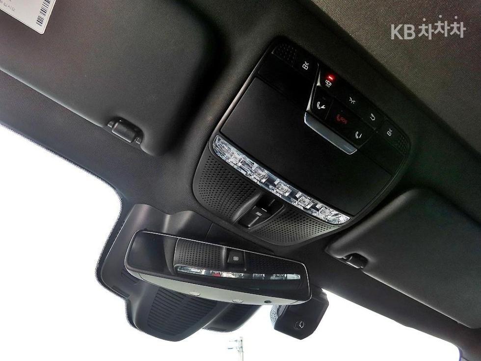 Mercedes-Benz E-klasse — miniaturë 15