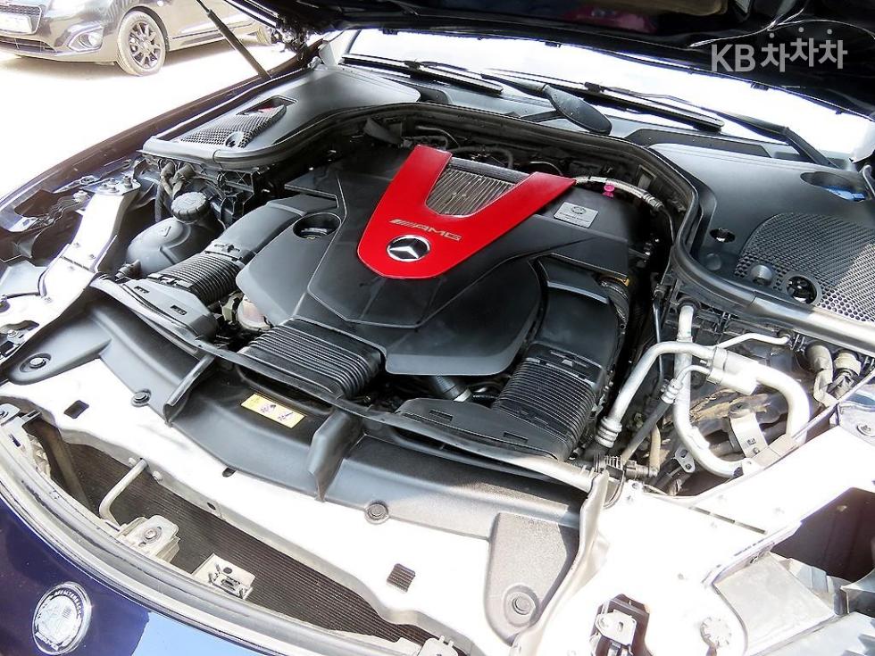 Mercedes-Benz E-klasse — miniaturë 19