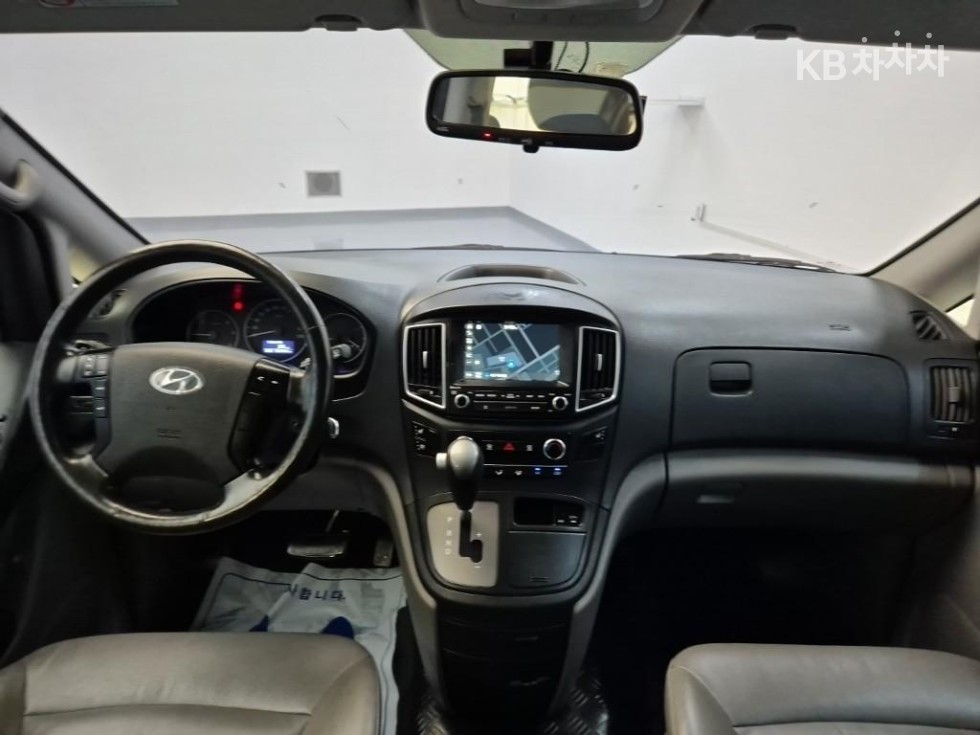 Hyundai Starex — miniaturë 7