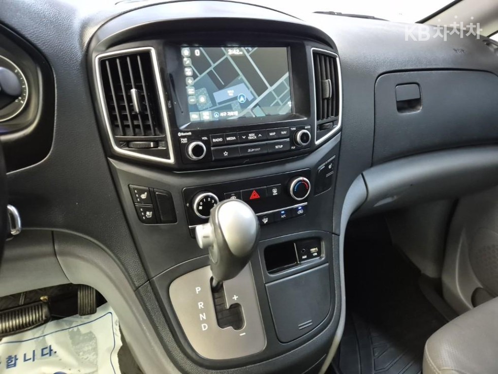 Hyundai Starex — miniaturë 8