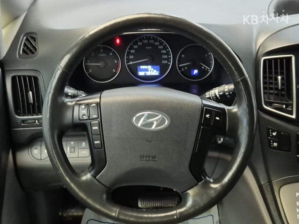 Hyundai Starex — miniaturë 9