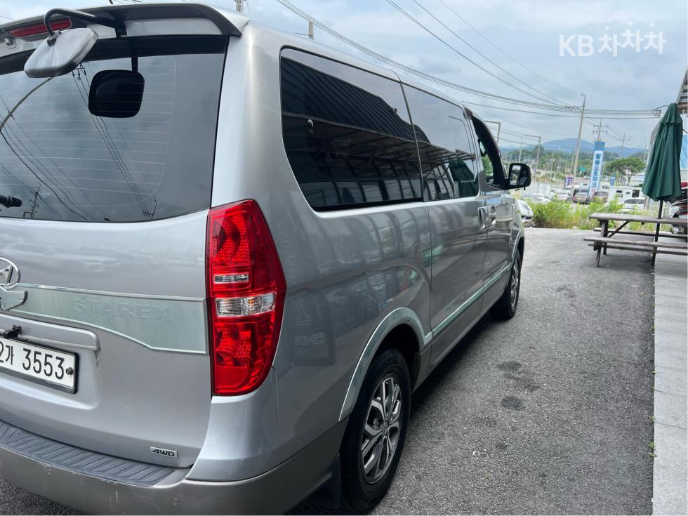 Hyundai Starex — miniaturë 5