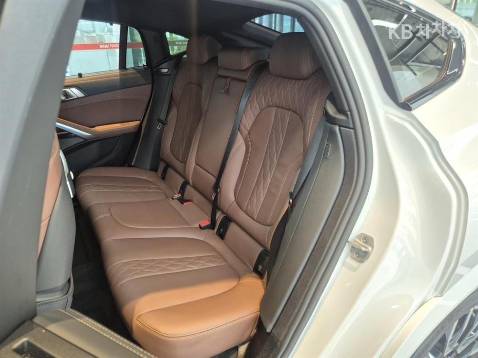 BMW X6 — miniaturë 9