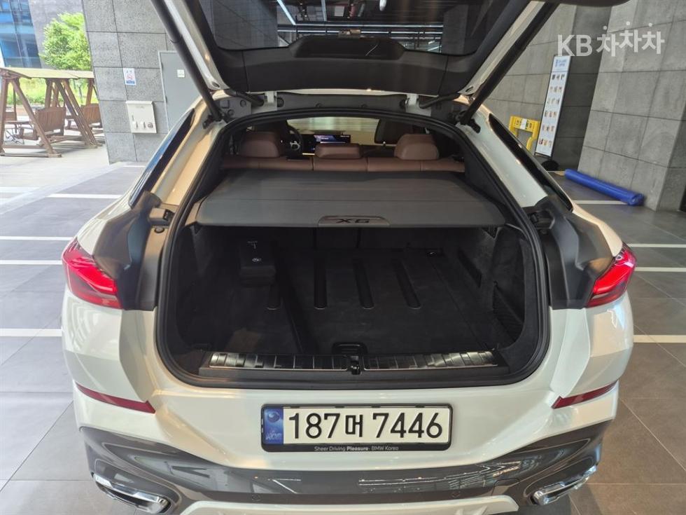 BMW X6 — miniaturë 14