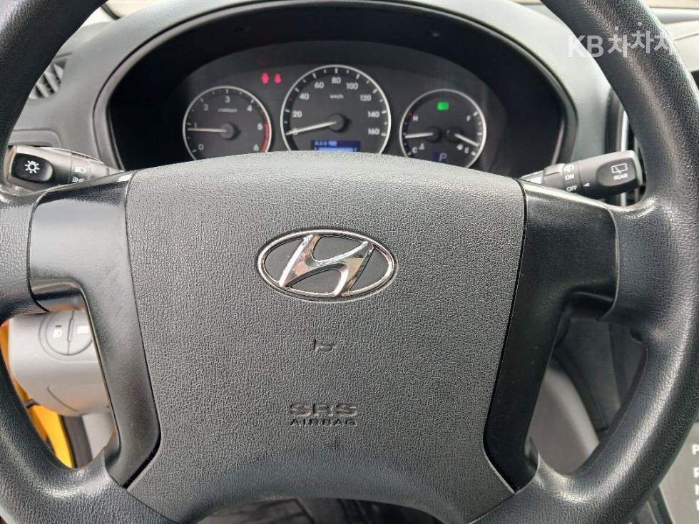 Hyundai Starex — miniaturë 13