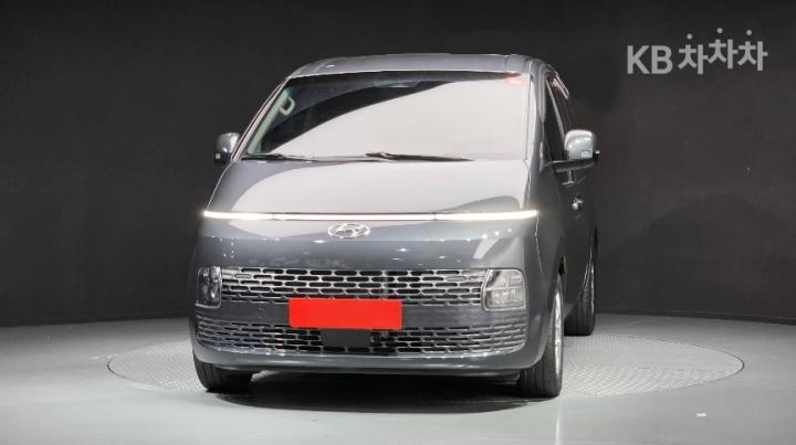 Hyundai Staria 2.2 카고 5 — foto 1