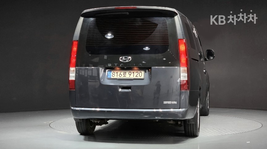 Hyundai Staria — miniaturë 3