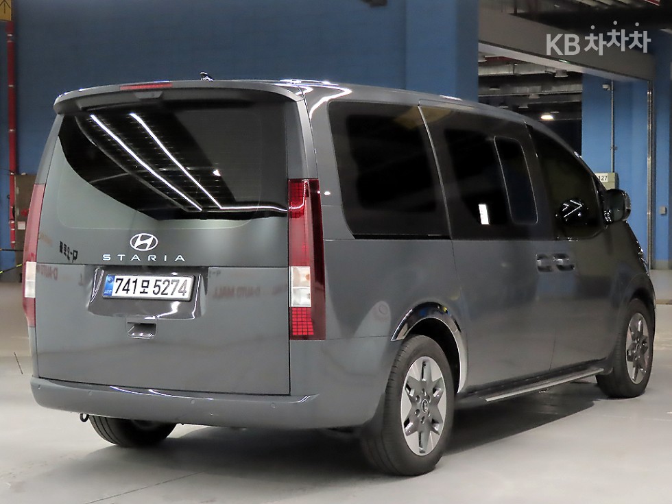 Hyundai Staria — miniaturë 4