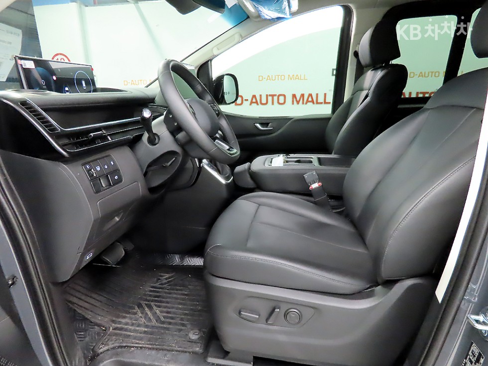 Hyundai Staria — miniaturë 6