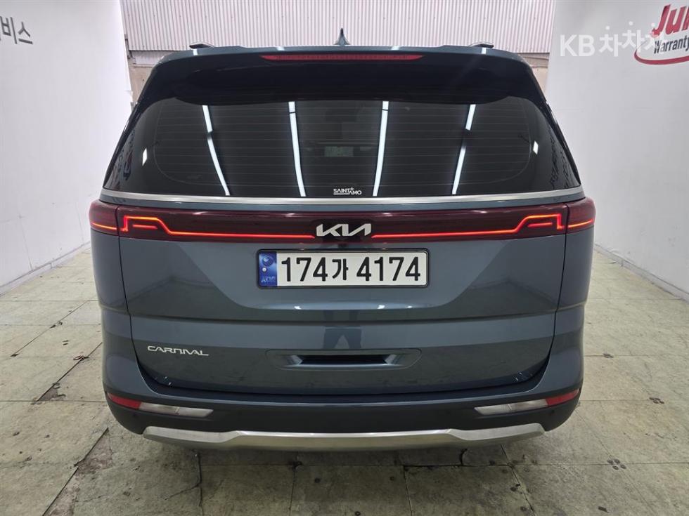 Kia Carnival — miniaturë 3
