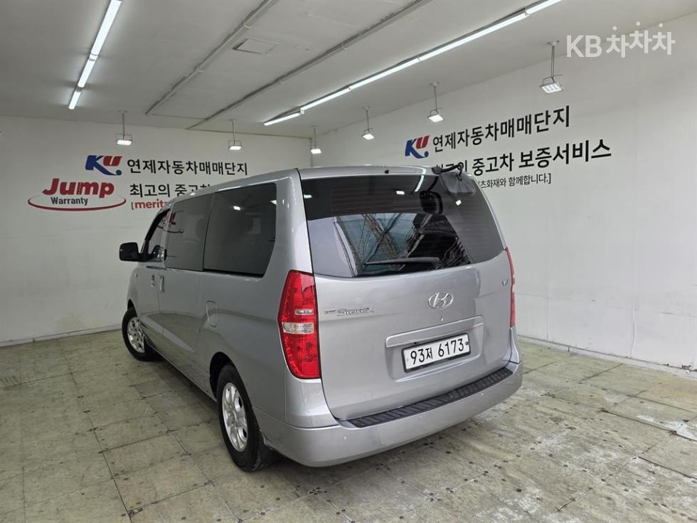 Hyundai Starex — miniaturë 5