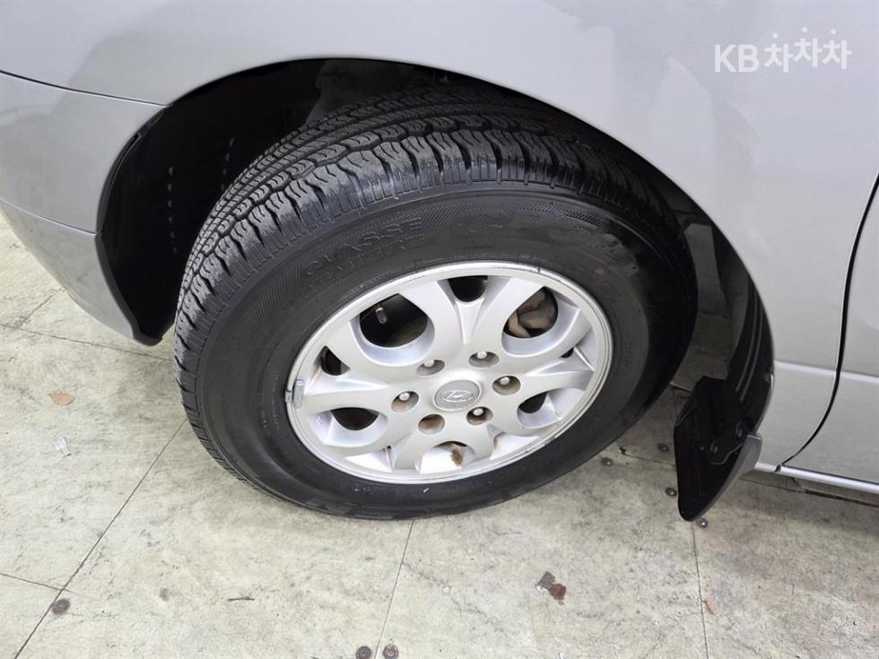 Hyundai Starex — miniaturë 8