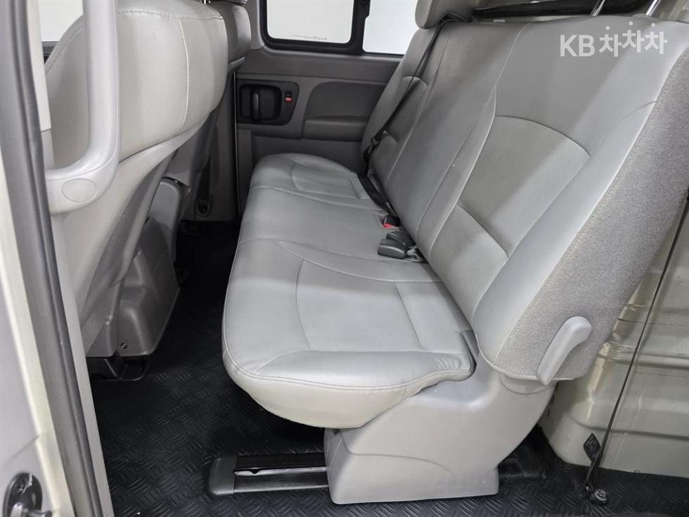 Hyundai Starex — miniaturë 14