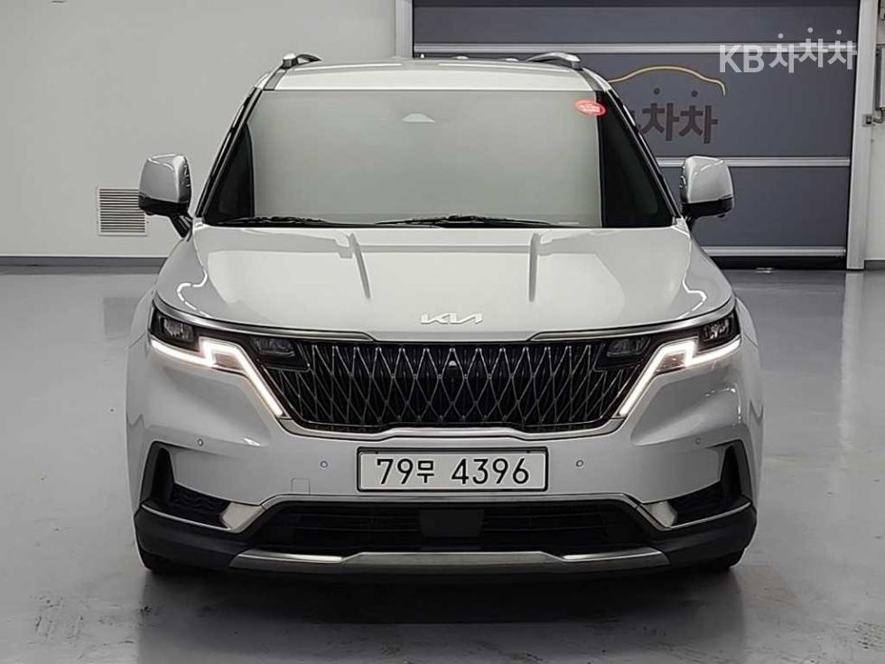 Kia Carnival — miniaturë 2
