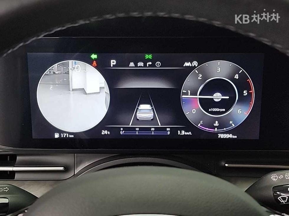 Kia Carnival — miniaturë 6