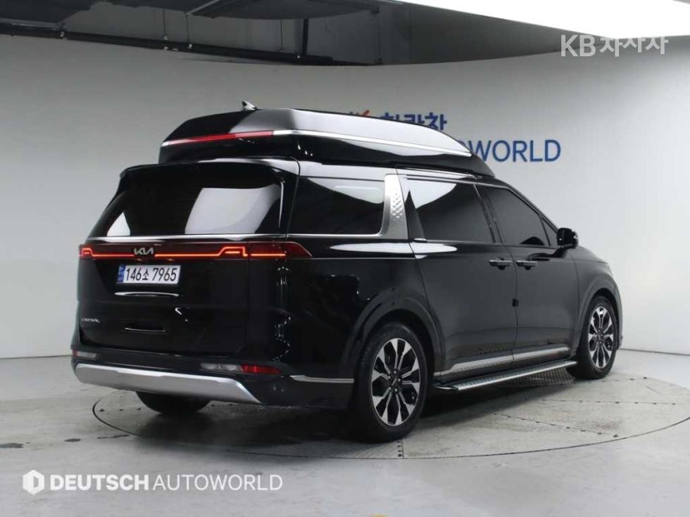 Kia Carnival — miniaturë 2