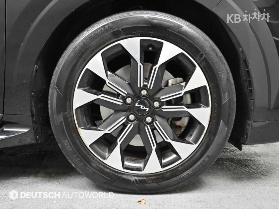 Kia Carnival — miniaturë 5