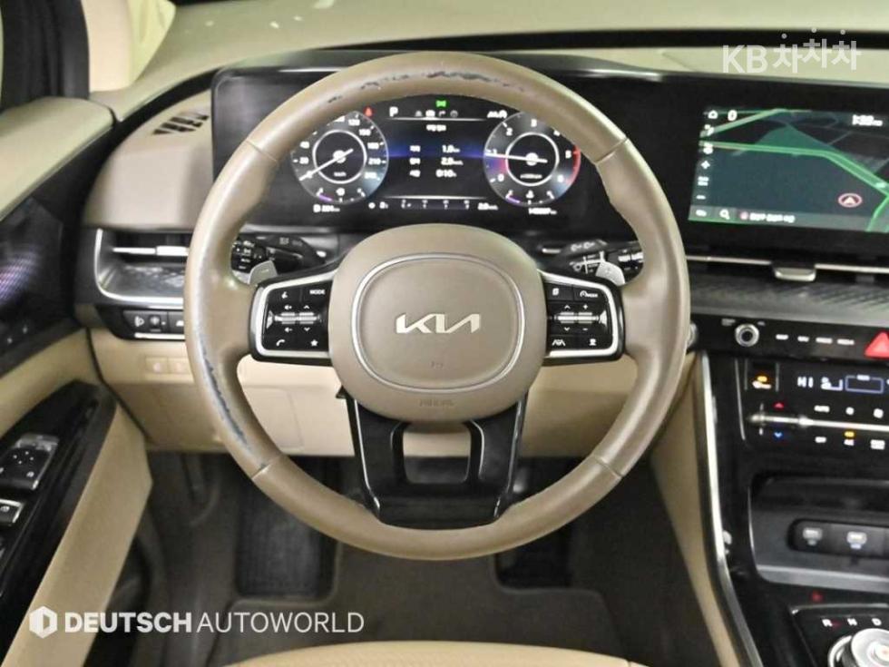 Kia Carnival — miniaturë 13