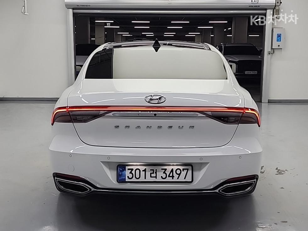 2022 Hyundai Used Car photo