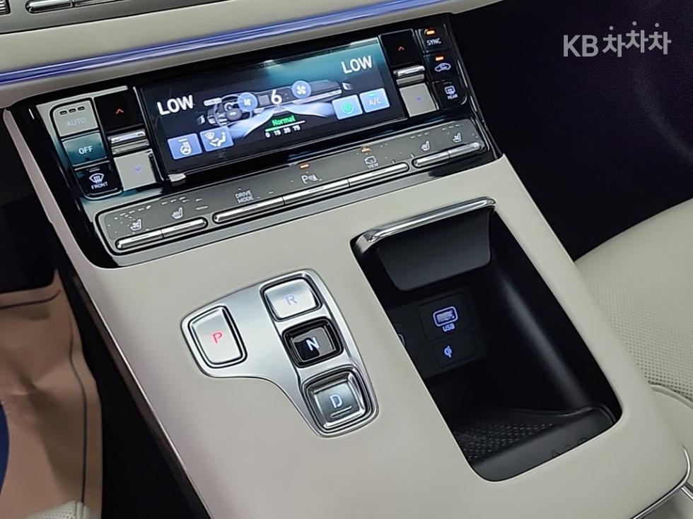 2022 Hyundai Used Car photo