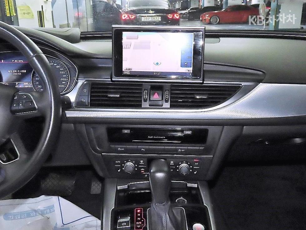 Audi A6 — miniaturë 11