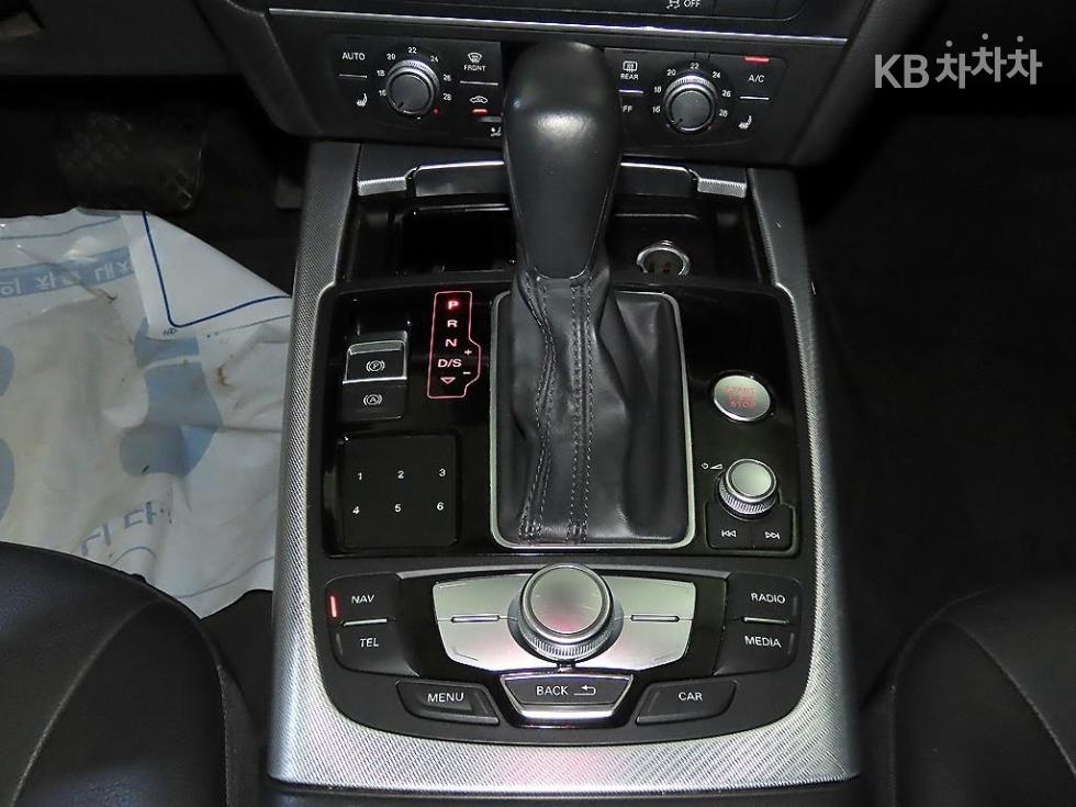 Audi A6 — miniaturë 12