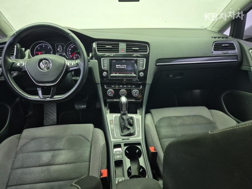 Volkswagen Golf — miniaturë 5