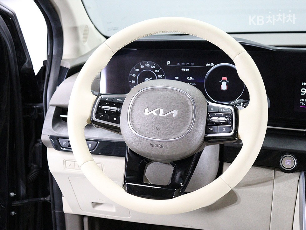 Kia Carnival — miniaturë 15