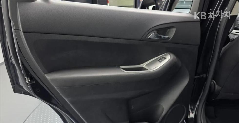 Chevrolet Orlando — miniaturë 12