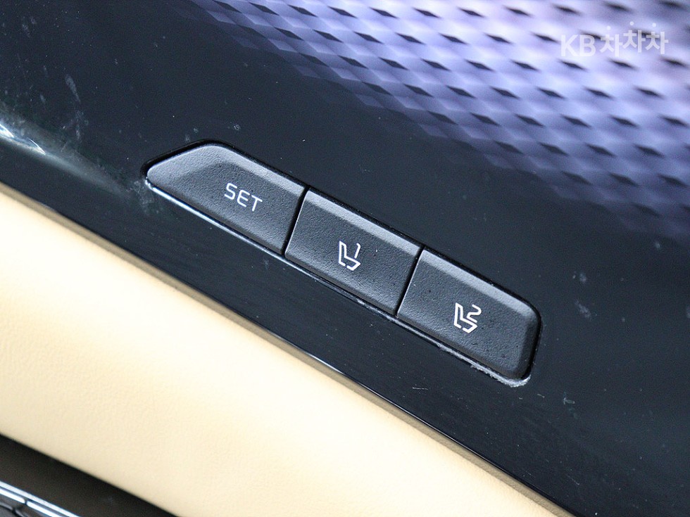 Kia Carnival — miniaturë 12
