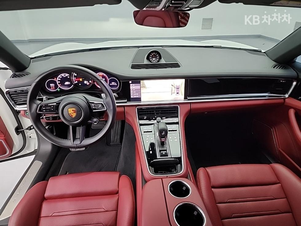 2021 Porsche (971) photo