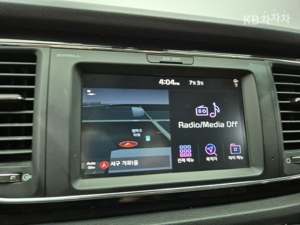 Kia Carnival — miniaturë 14